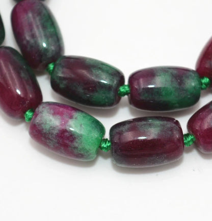 Green rice-shaped bead necklace - bead detail